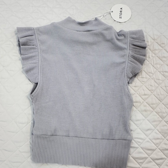 White Ruffled Sleeve Ribbed Top - Picture 3 of 3